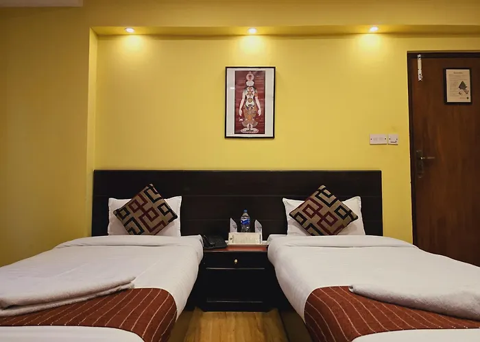 Cascade Hotel 2*